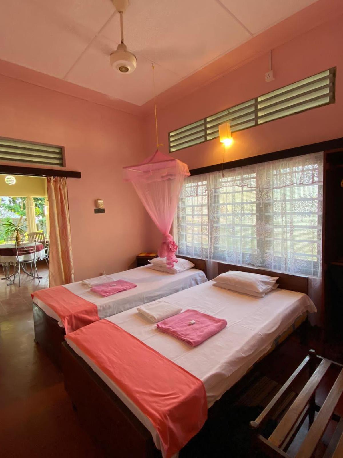 Sujatha Villa Paradise Tangalle Exterior foto